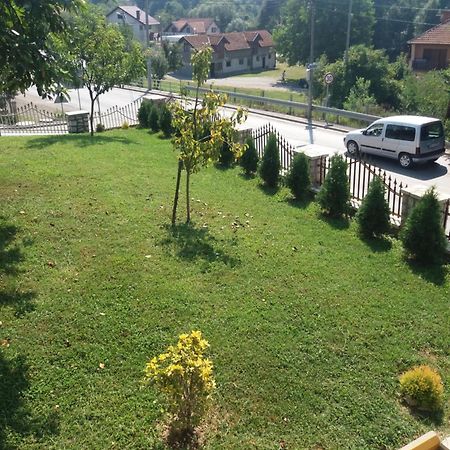 Apartmani Nedim Dubrave Gornje エクステリア 写真